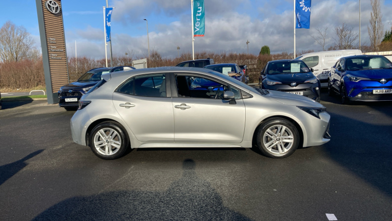 Toyota Corolla 1.8 VVT-i Hybrid Icon Tech 5dr CVT Hybrid Hatchback